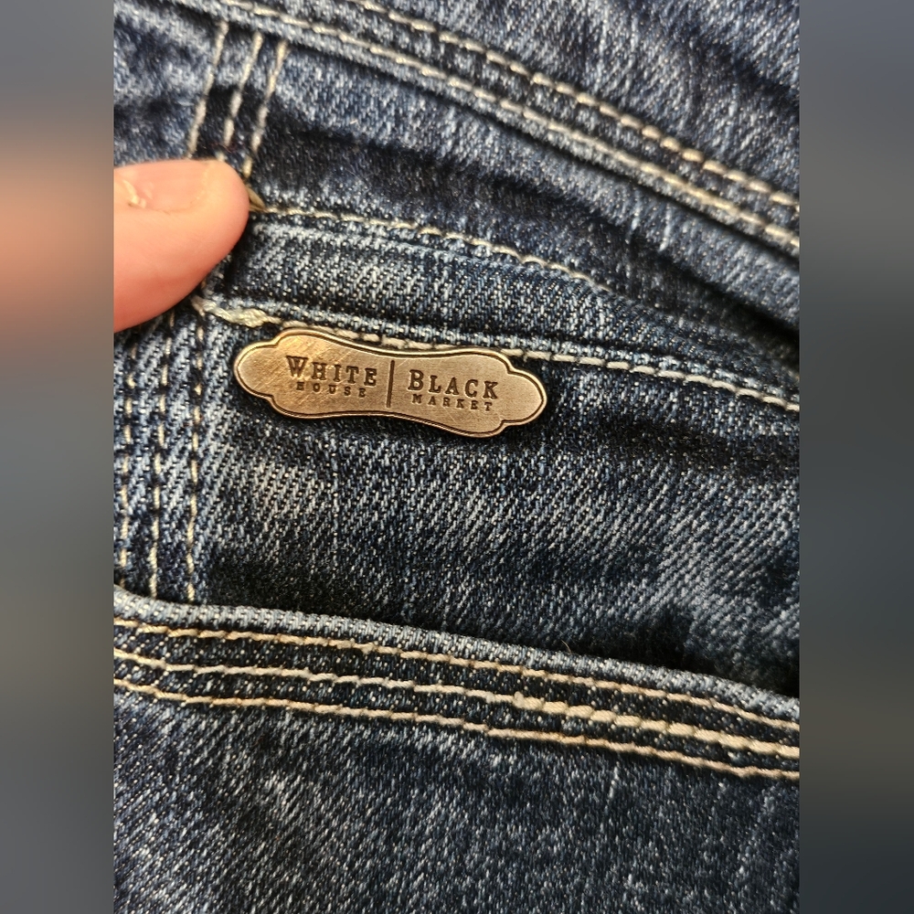 White House Black Market Boot Cut Blanc Blue Jeans Size 6S - Picture 3 of 8